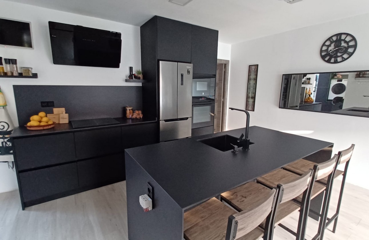 Resale - Apartment / flat - Torre de la Horadada - Costa Blanca