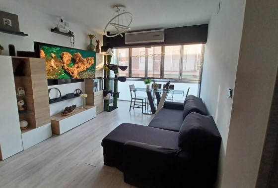 Resale - Apartment / flat - Torre de la Horadada - Costa Blanca