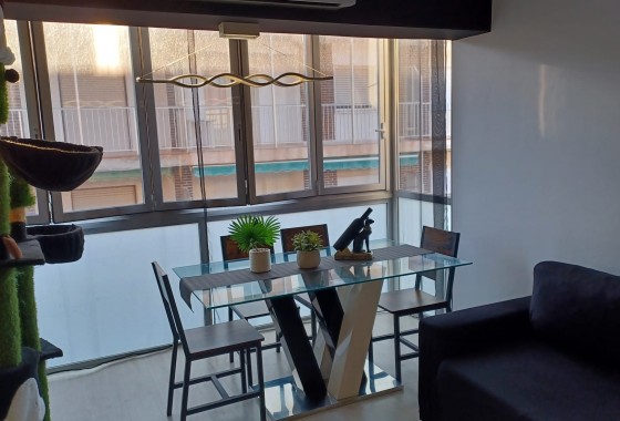 Resale - Apartment / flat - Torre de la Horadada - Costa Blanca