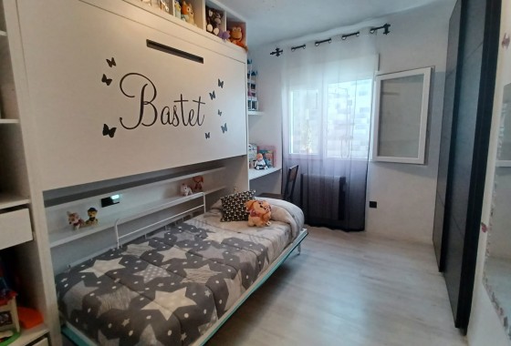 Resale - Apartment / flat - Torre de la Horadada - Costa Blanca