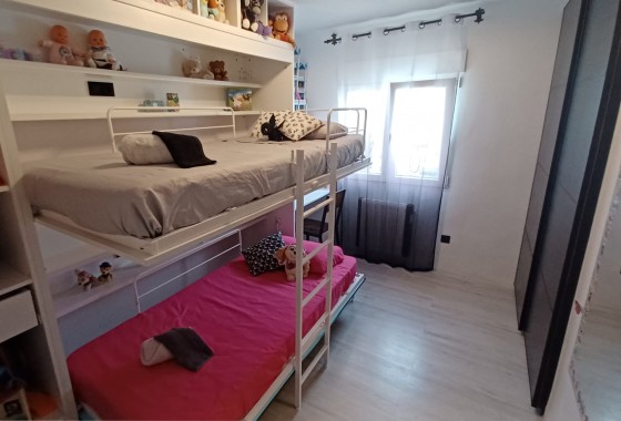 Resale - Apartment / flat - Torre de la Horadada - Costa Blanca