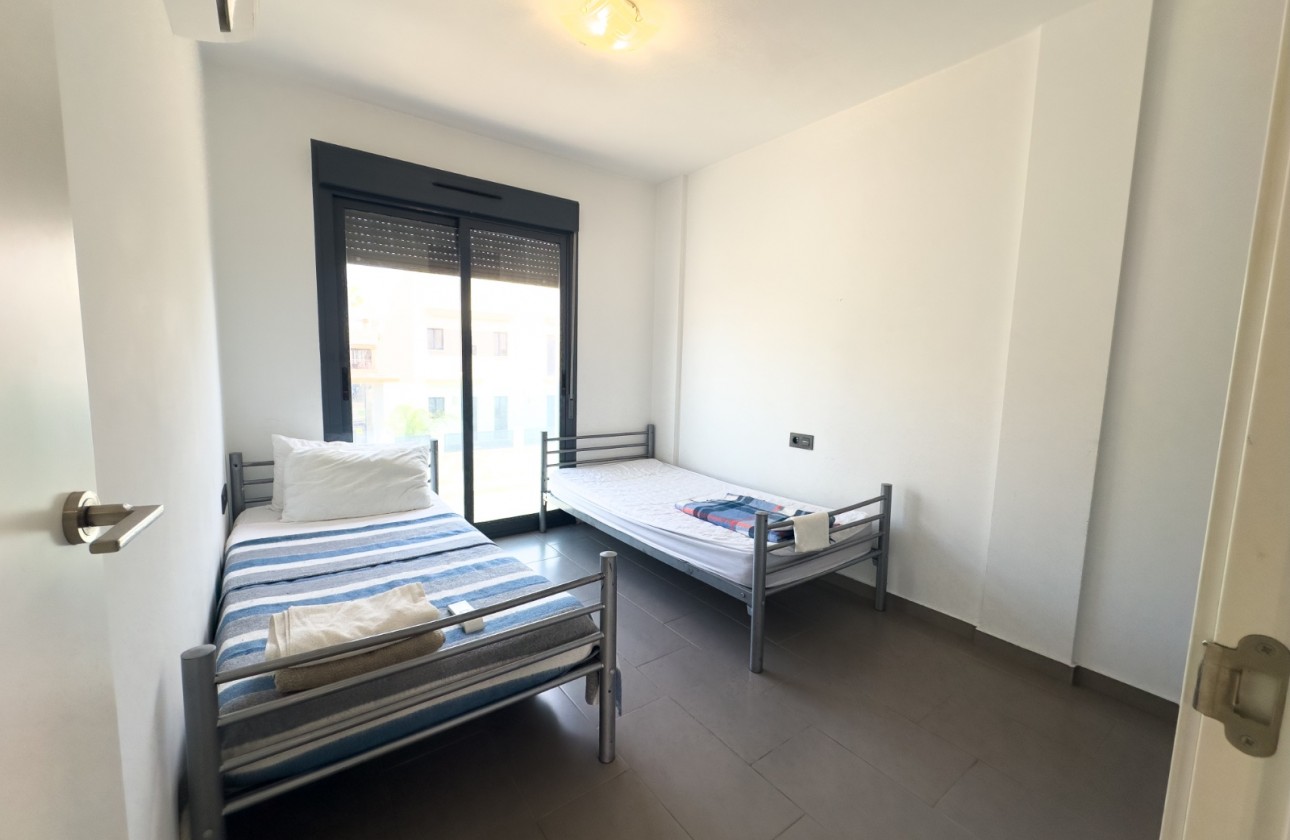 Resale - Bungalow - La Zenia - Costa Blanca