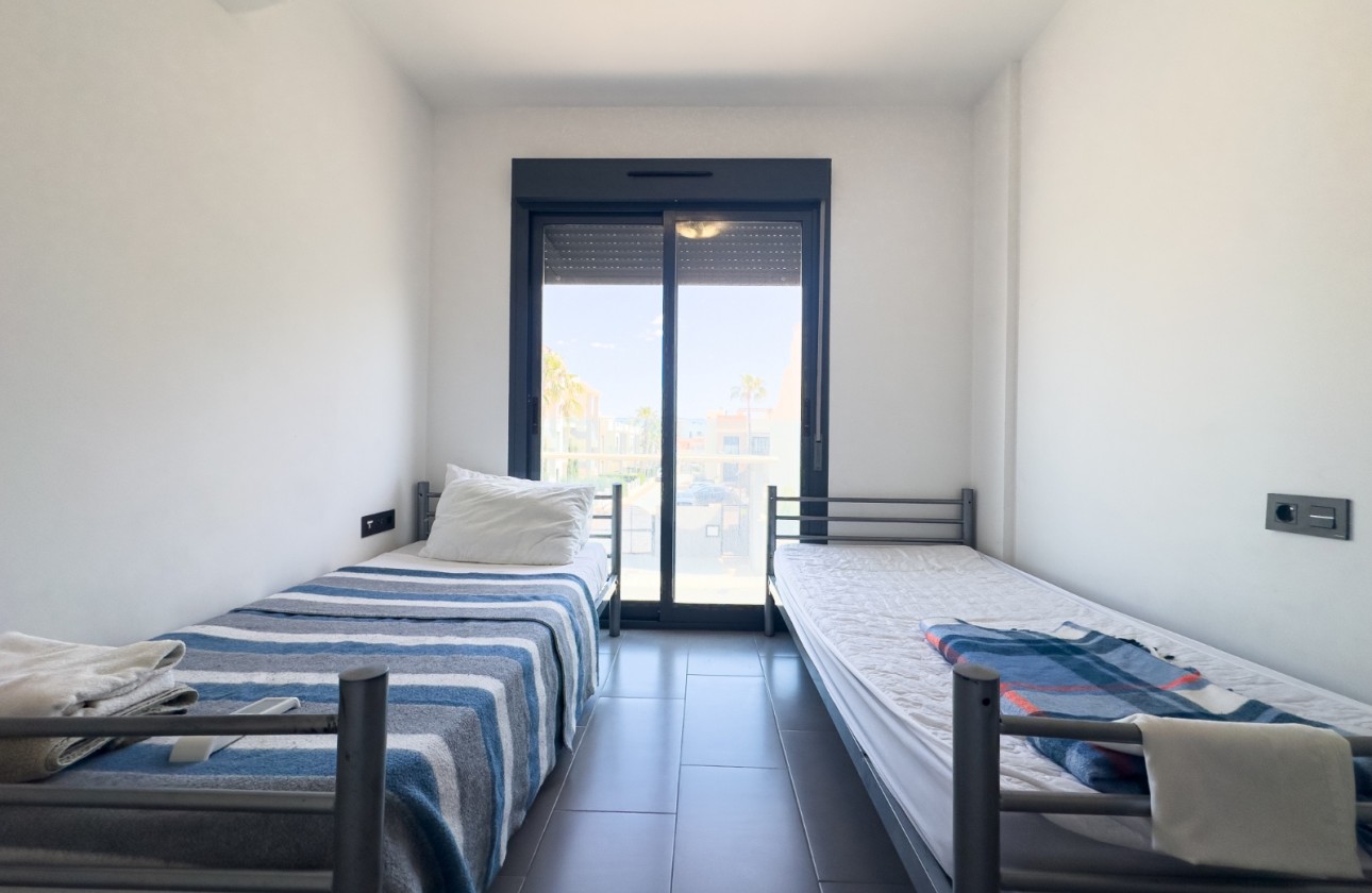 Resale - Bungalow - La Zenia - Costa Blanca