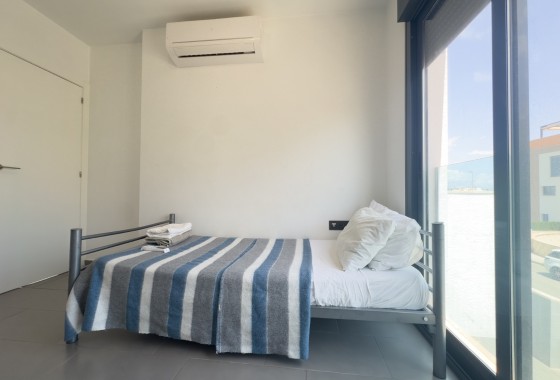Resale - Bungalow - La Zenia - Costa Blanca
