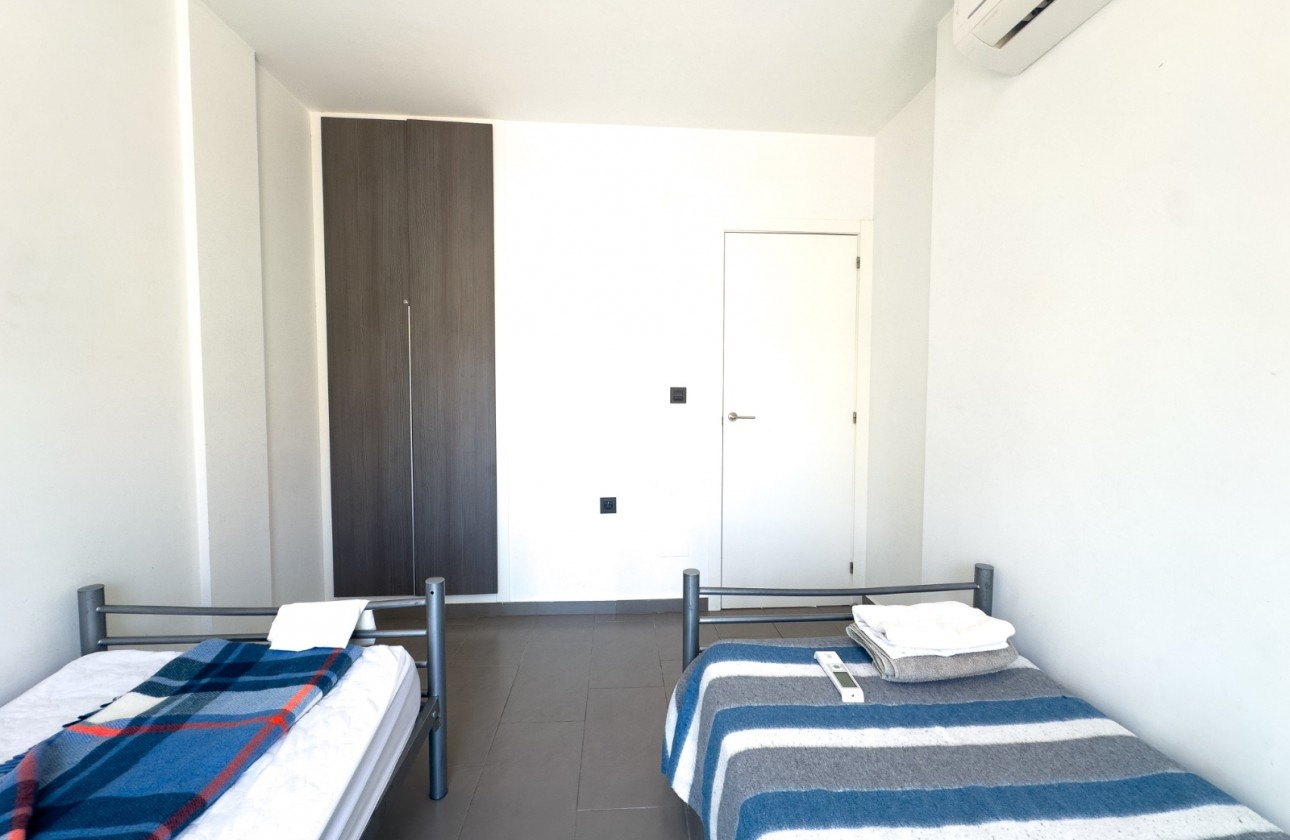 Resale - Bungalow - La Zenia - Costa Blanca