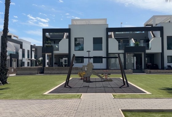Resale - Bungalow - La Zenia - Costa Blanca