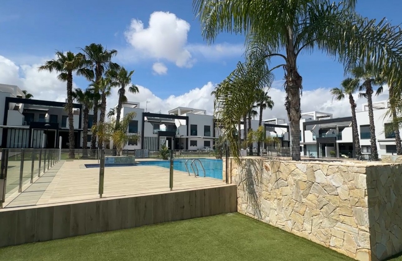 Resale - Bungalow - La Zenia - Costa Blanca