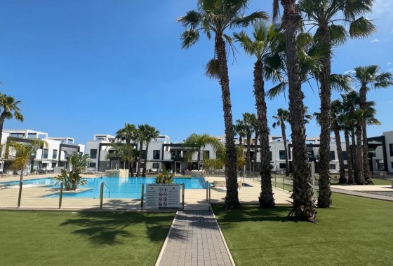 Resale - Bungalow - La Zenia - Costa Blanca