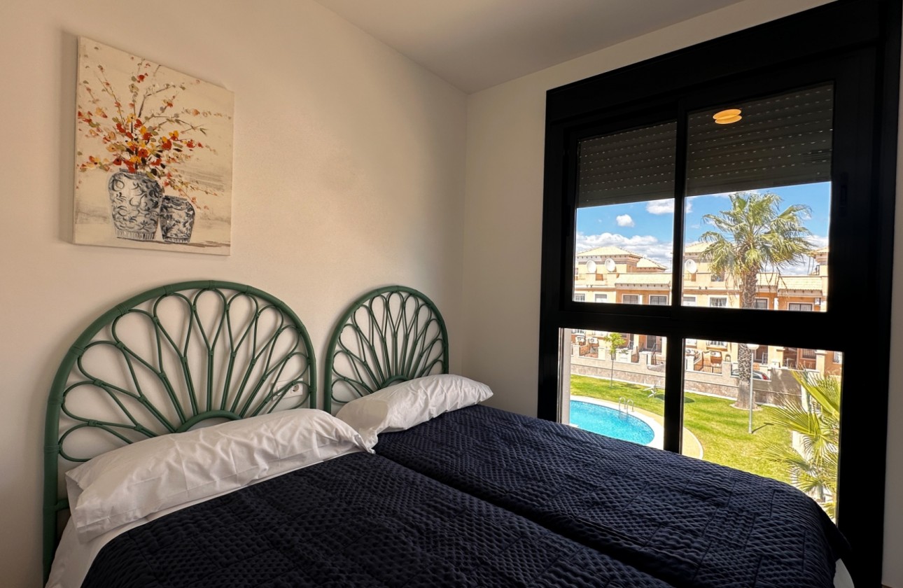 Resale - Bungalow - Orihuela Costa - Costa Blanca