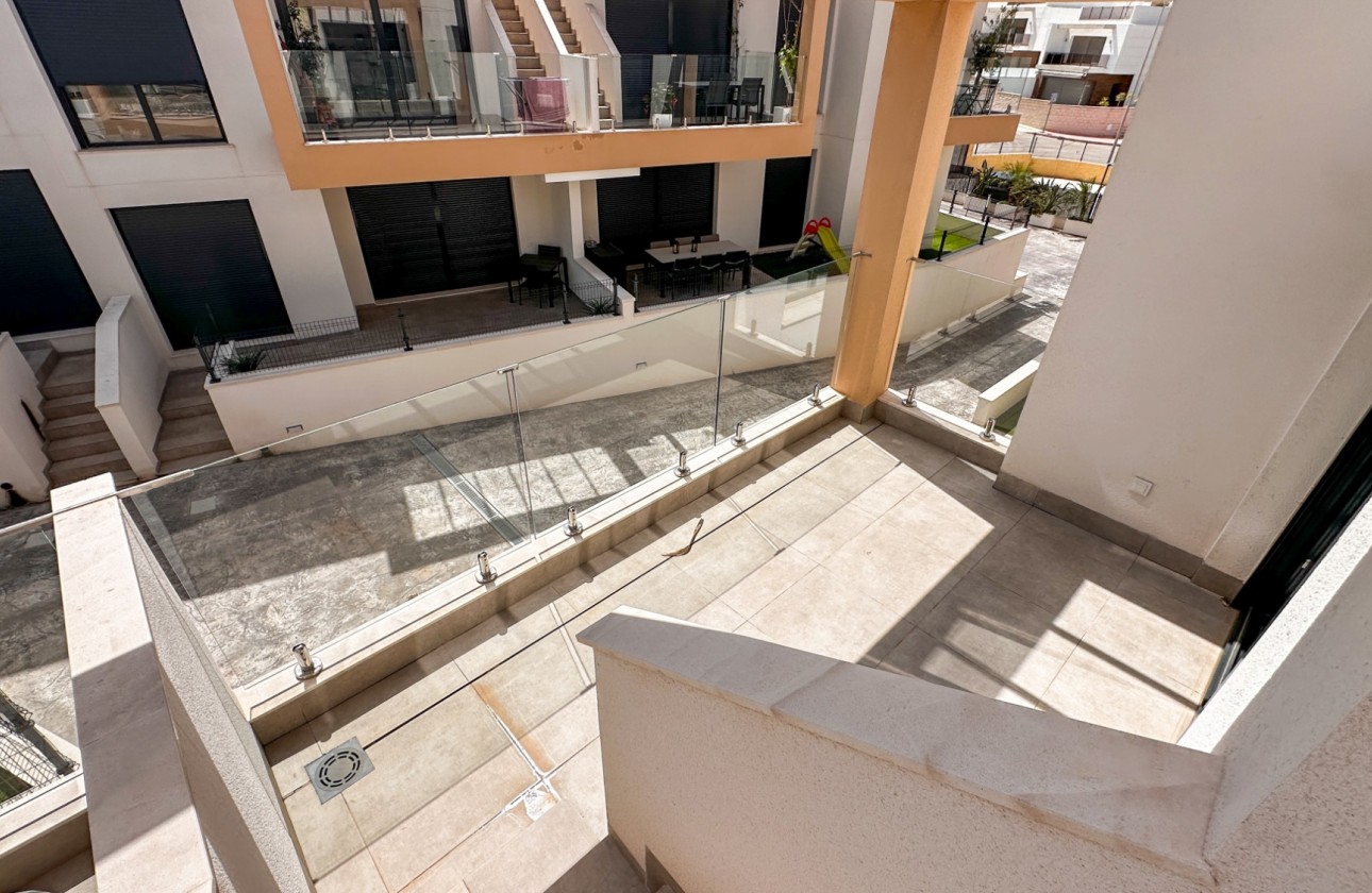Resale - Bungalow - Orihuela Costa - Costa Blanca
