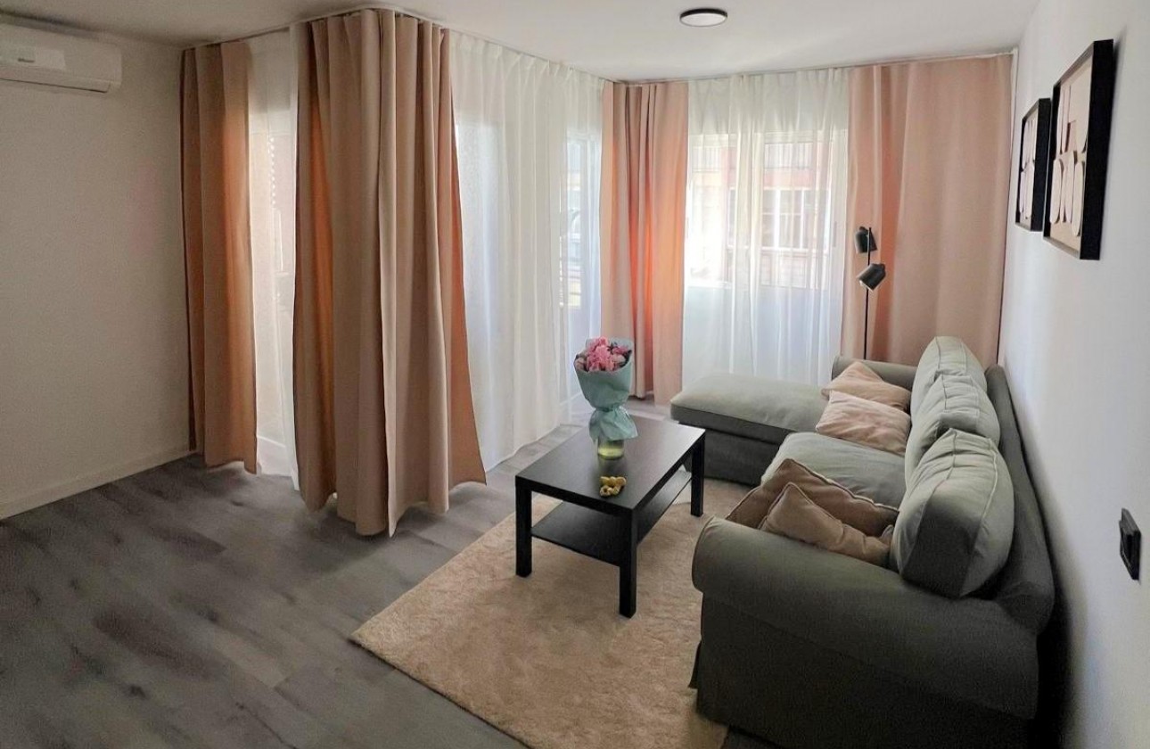 Resale - Apartment / flat - Torrevieja - Curva del Palangre