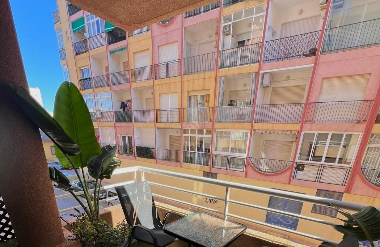 Resale - Apartment / flat - Torrevieja - Curva del Palangre
