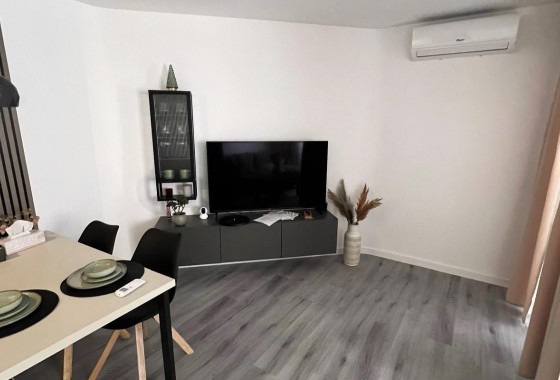 Resale - Apartment / flat - Torrevieja - Curva del Palangre