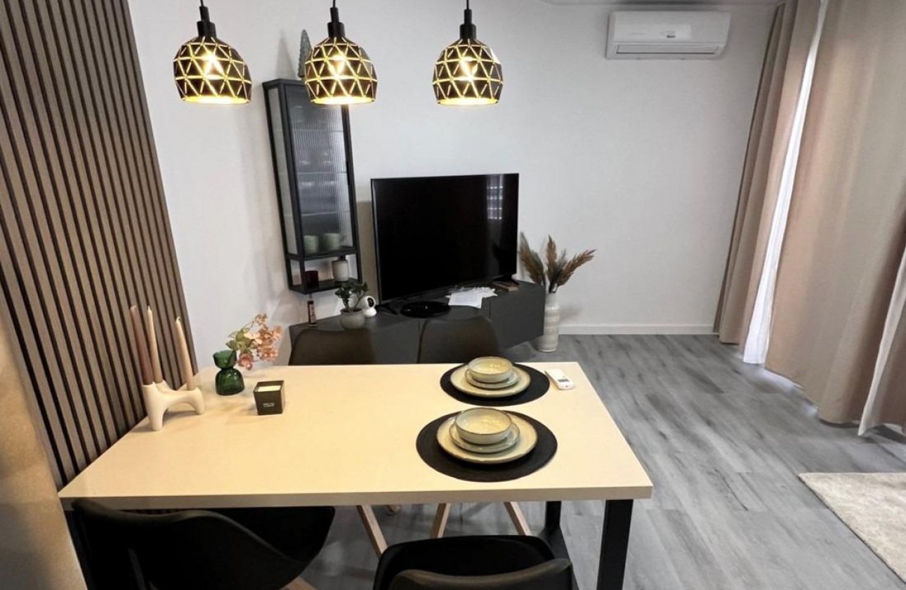 Resale - Apartment / flat - Torrevieja - Curva del Palangre