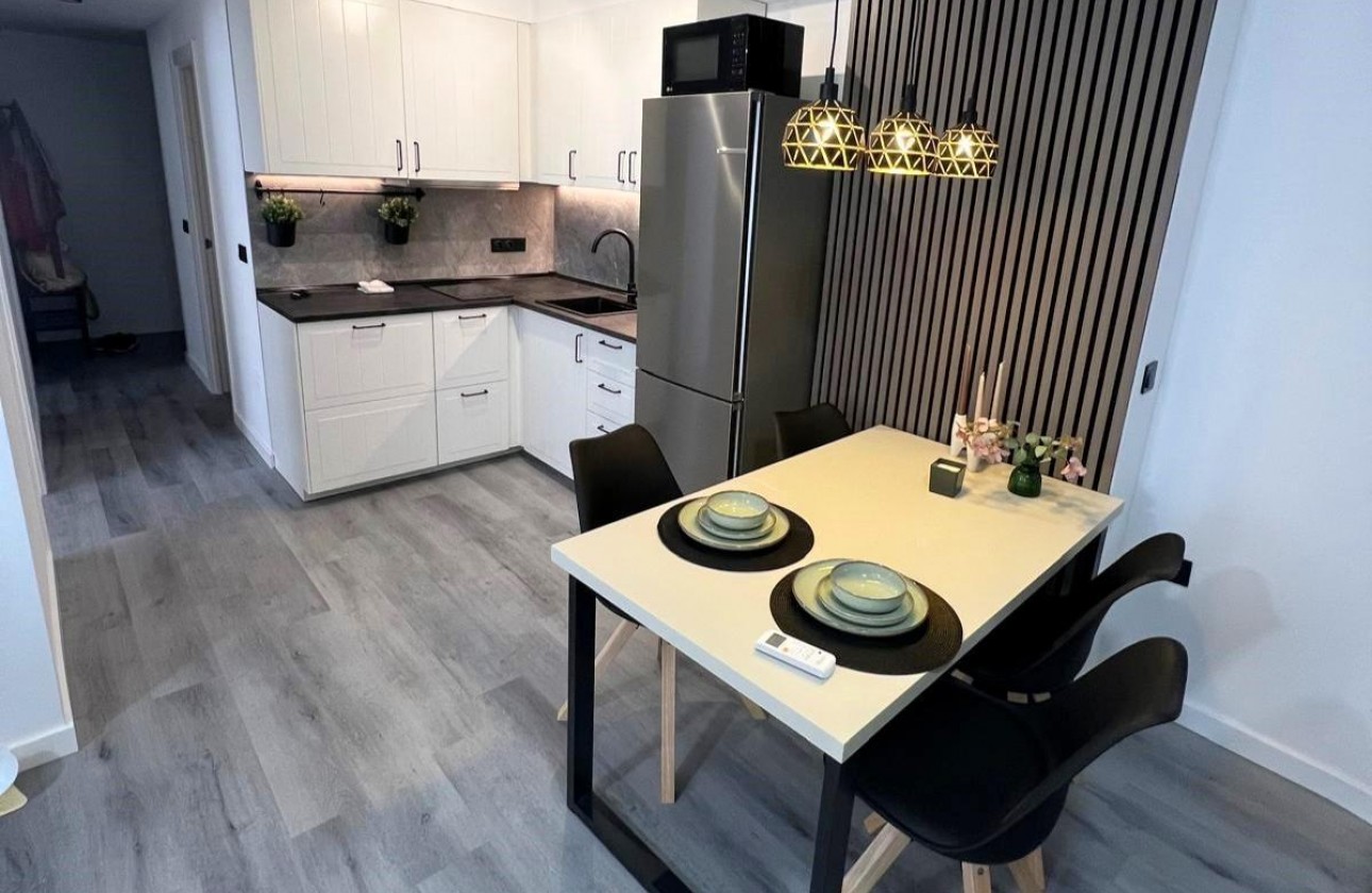 Resale - Apartment / flat - Torrevieja - Curva del Palangre