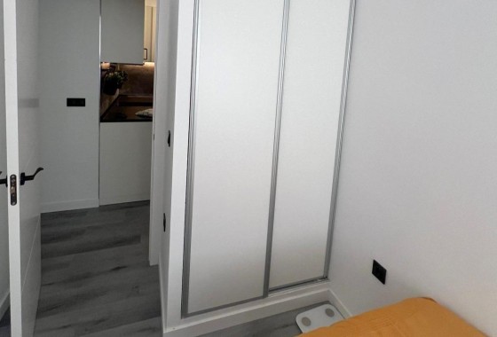 Resale - Apartment / flat - Torrevieja - Curva del Palangre