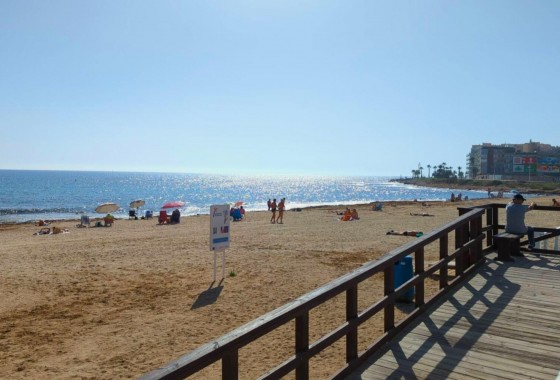 Resale - Apartment / flat - Torrevieja - Curva del Palangre
