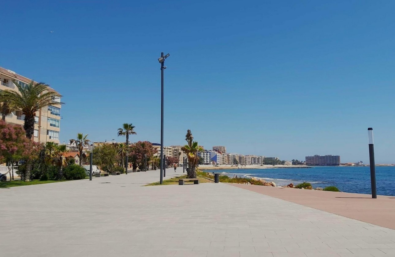 Resale - Apartment / flat - Torrevieja - Curva del Palangre