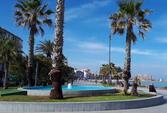 Resale - Apartment / flat - Torrevieja - Curva del Palangre