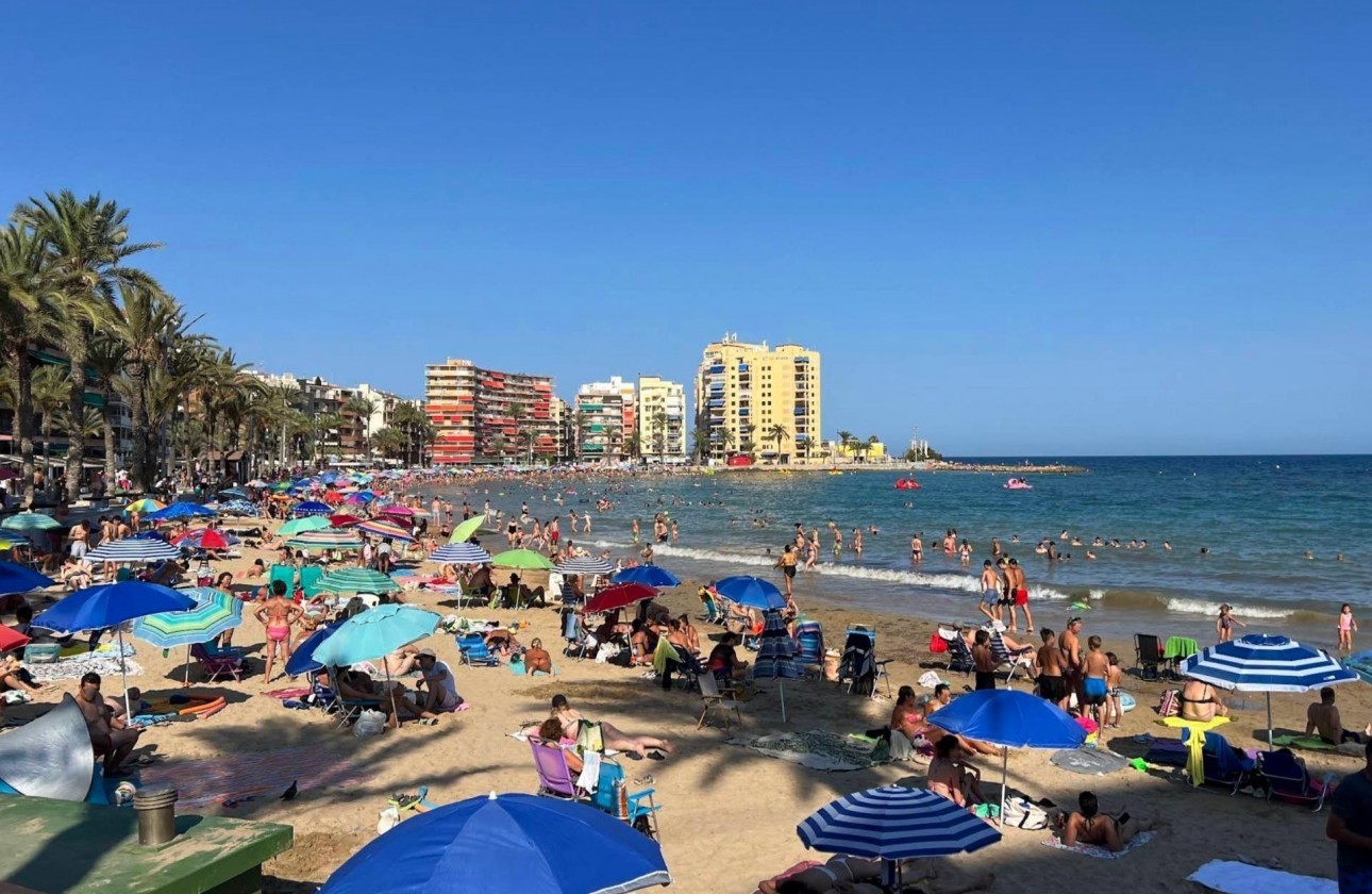 Resale - Apartment / flat - Torrevieja - Curva del Palangre