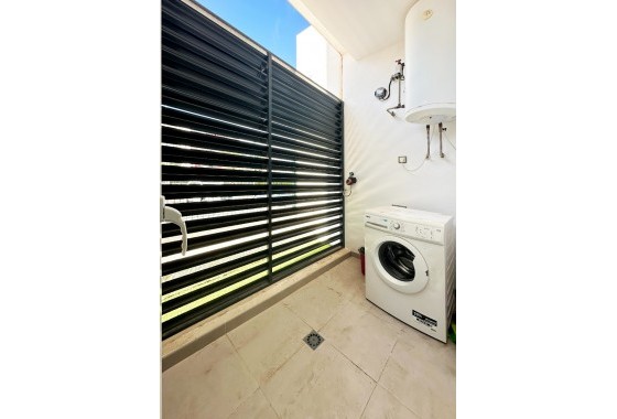 Resale - Apartment / flat - Santa Pola - Costa Blanca