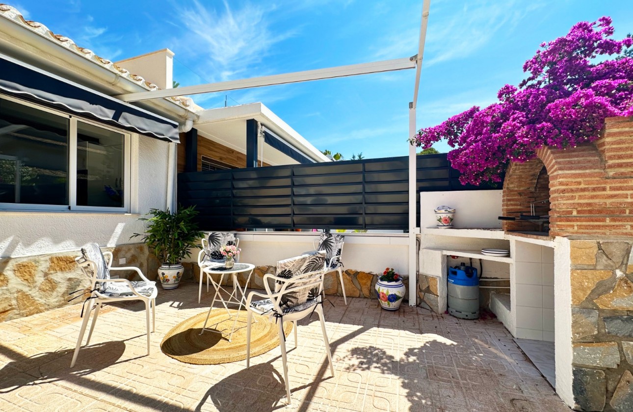 Revente - Villa - Orihuela Costa - Costa Blanca