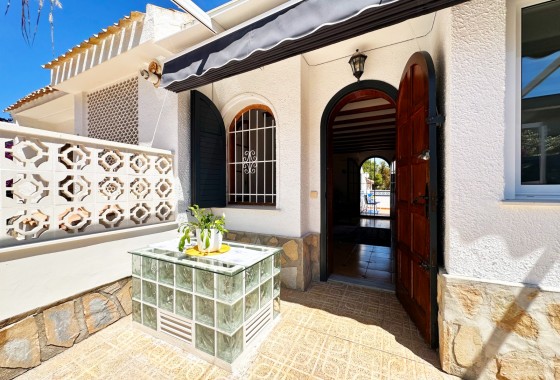 Revente - Villa - Orihuela Costa - Costa Blanca