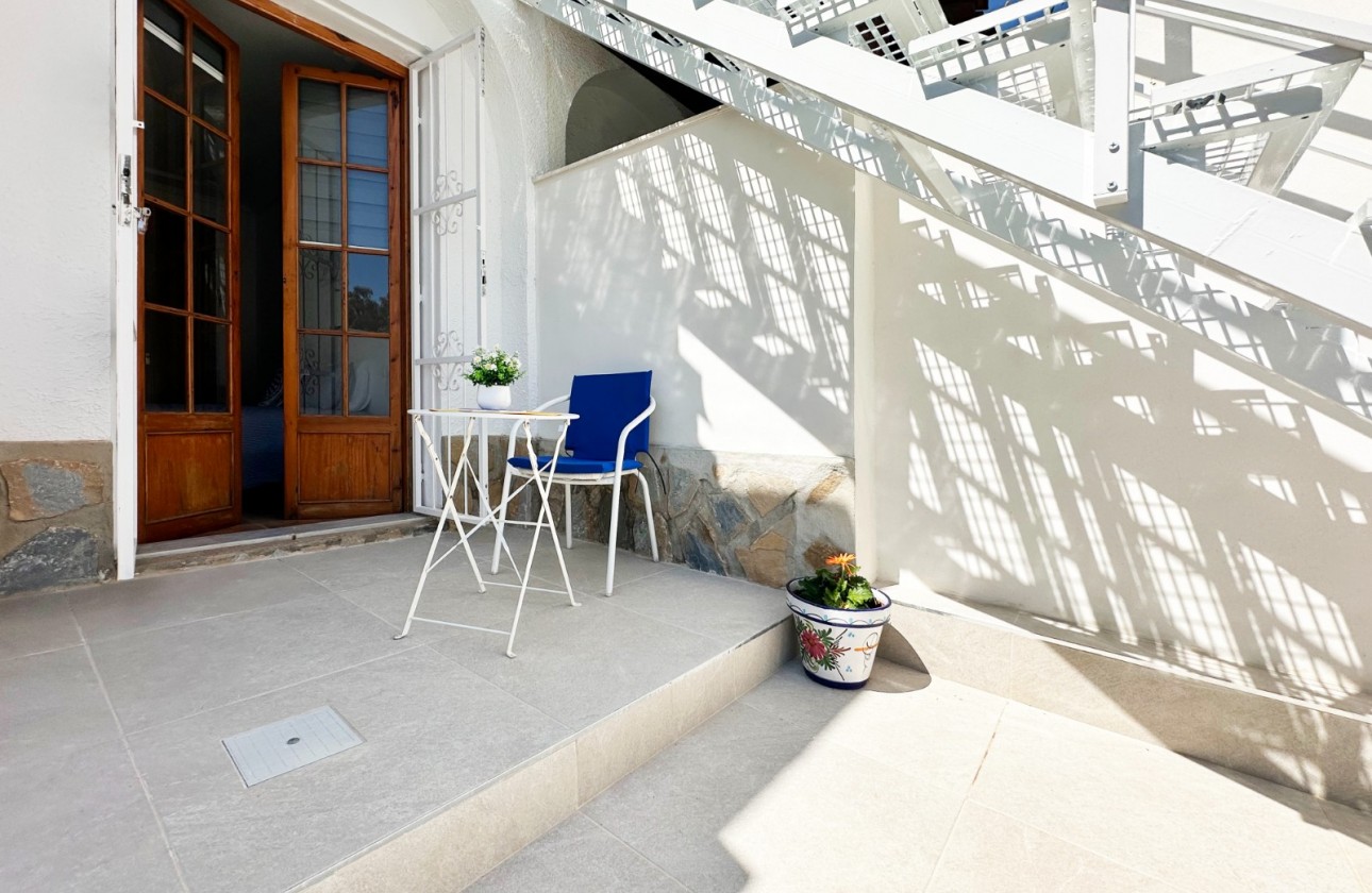 Revente - Villa - Orihuela Costa - Costa Blanca