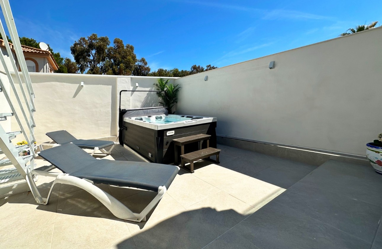 Revente - Villa - Orihuela Costa - Costa Blanca