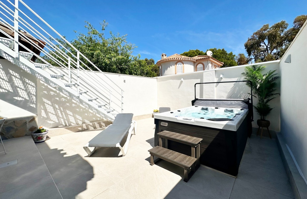 Revente - Villa - Orihuela Costa - Costa Blanca
