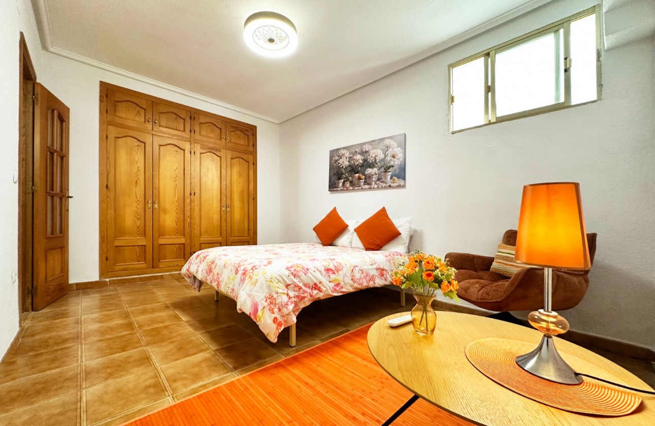 Revente - Villa - Orihuela Costa - Costa Blanca