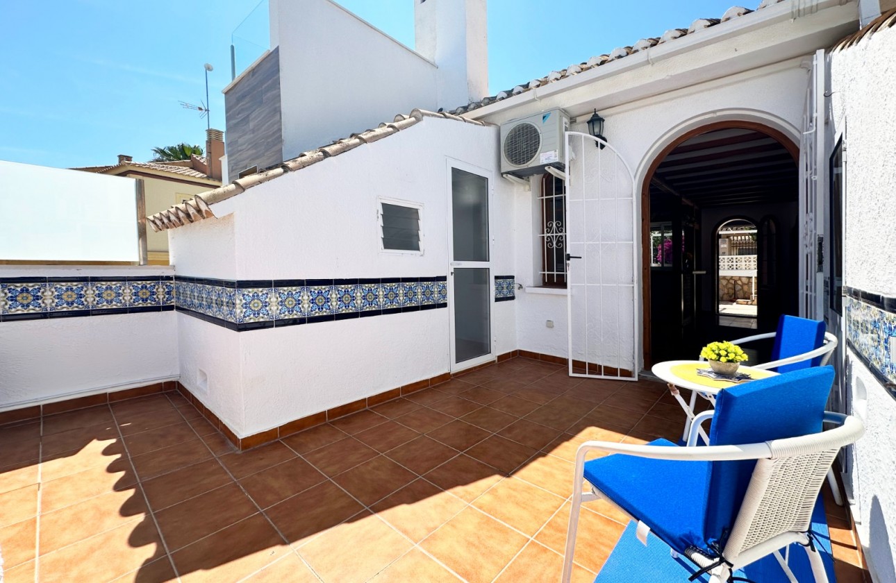 Revente - Villa - Orihuela Costa - Costa Blanca