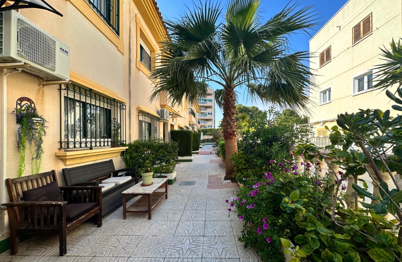 Revente - Villa - Orihuela Costa - Costa Blanca
