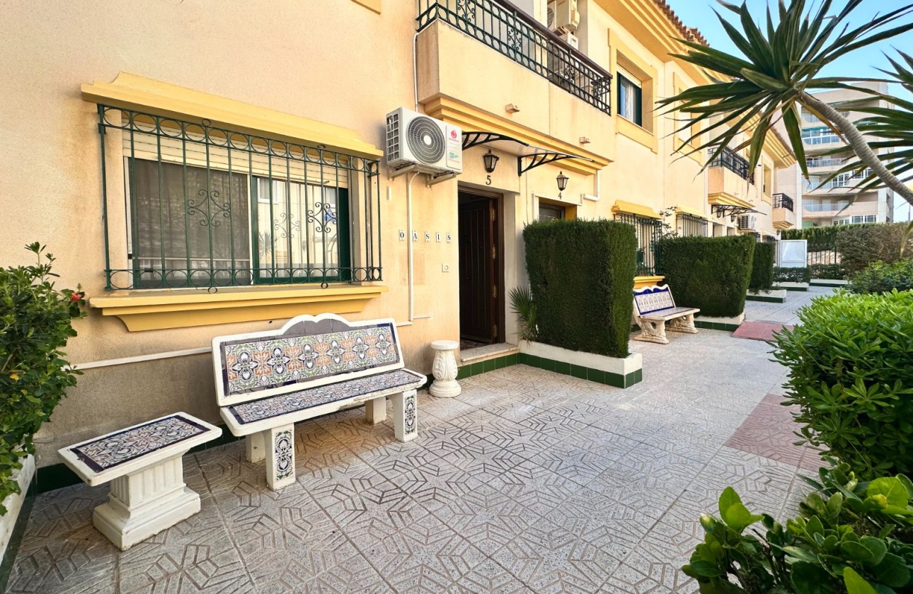 Revente - Villa - Orihuela Costa - Costa Blanca