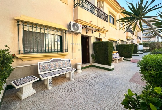 Revente - Villa - Orihuela Costa - Costa Blanca