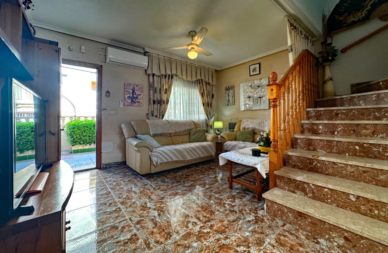 Revente - Villa - Orihuela Costa - Costa Blanca