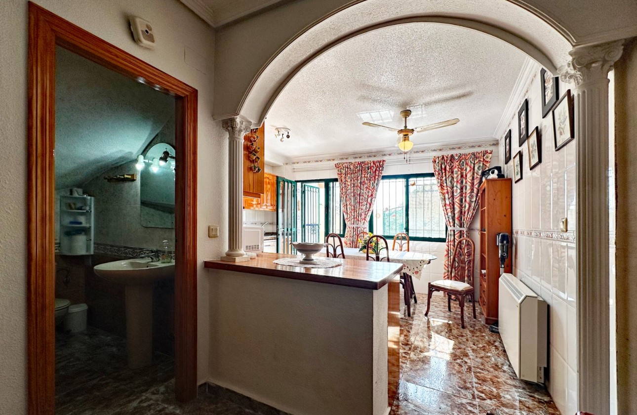 Revente - Villa - Orihuela Costa - Costa Blanca