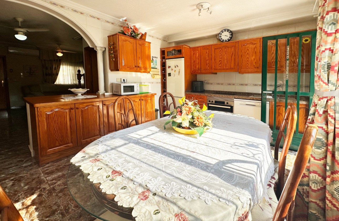 Revente - Villa - Orihuela Costa - Costa Blanca