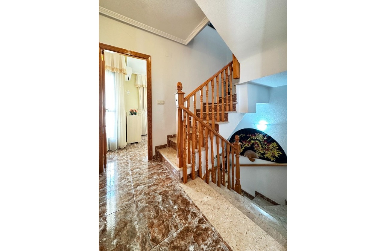Revente - Villa - Orihuela Costa - Costa Blanca