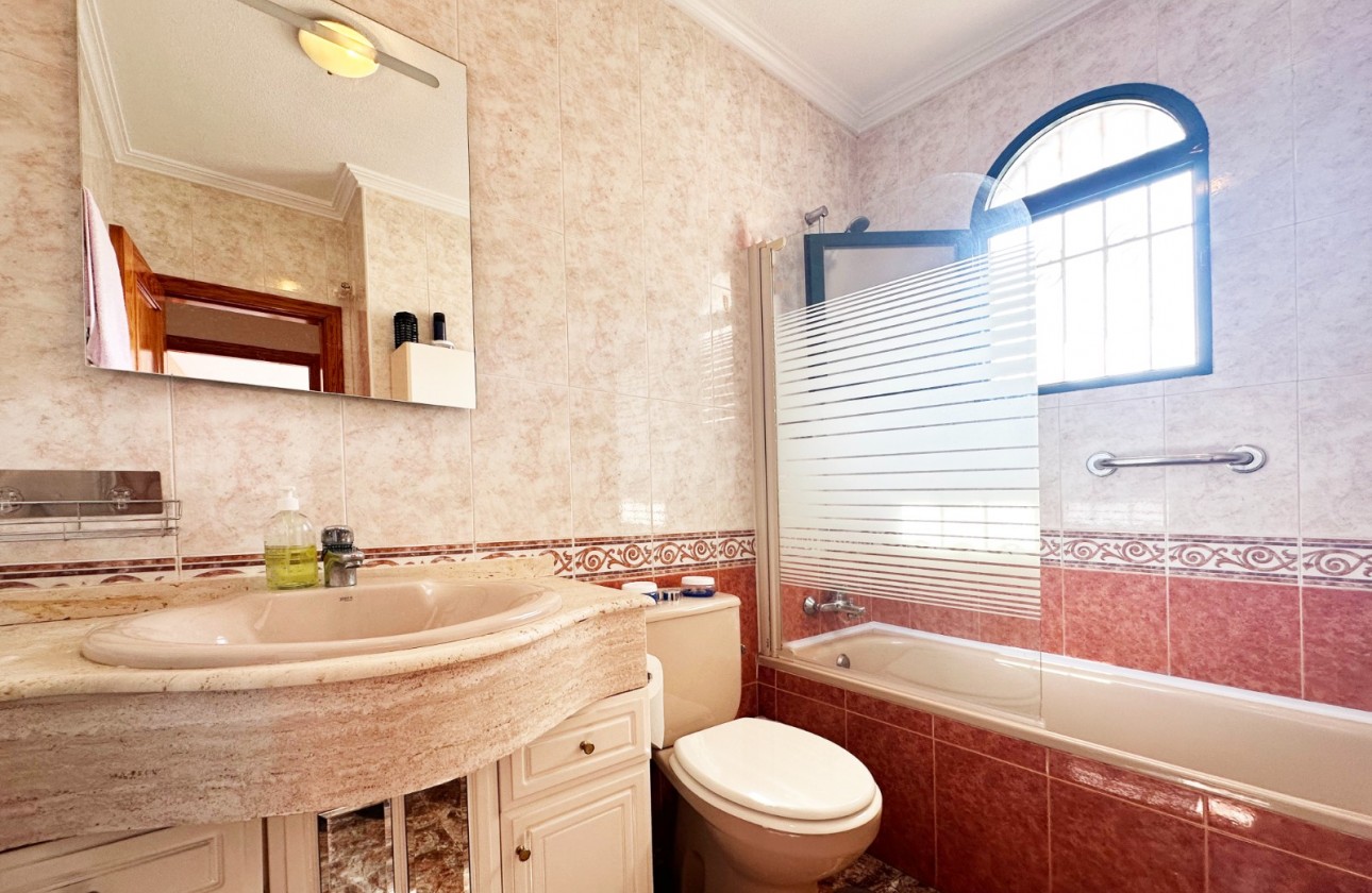 Revente - Villa - Orihuela Costa - Costa Blanca