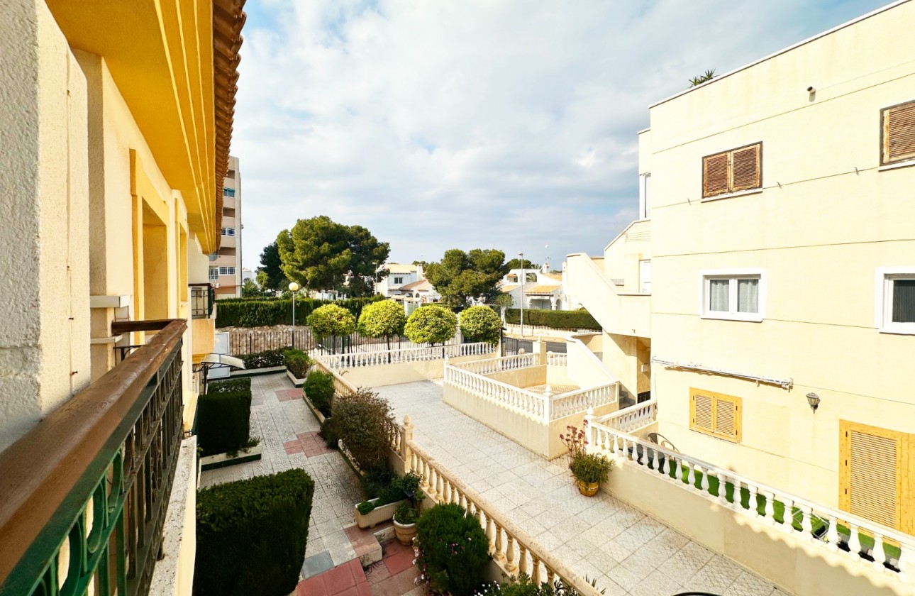 Revente - Villa - Orihuela Costa - Costa Blanca