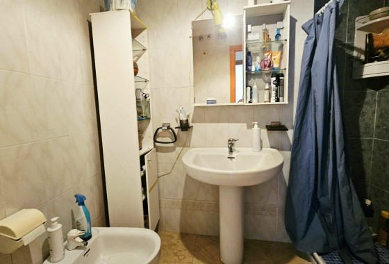 Resale - Apartment / flat - Torrevieja - Playa de los Locos
