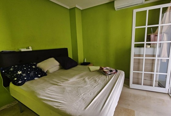 Resale - Apartment / flat - Torrevieja - Playa de los Locos