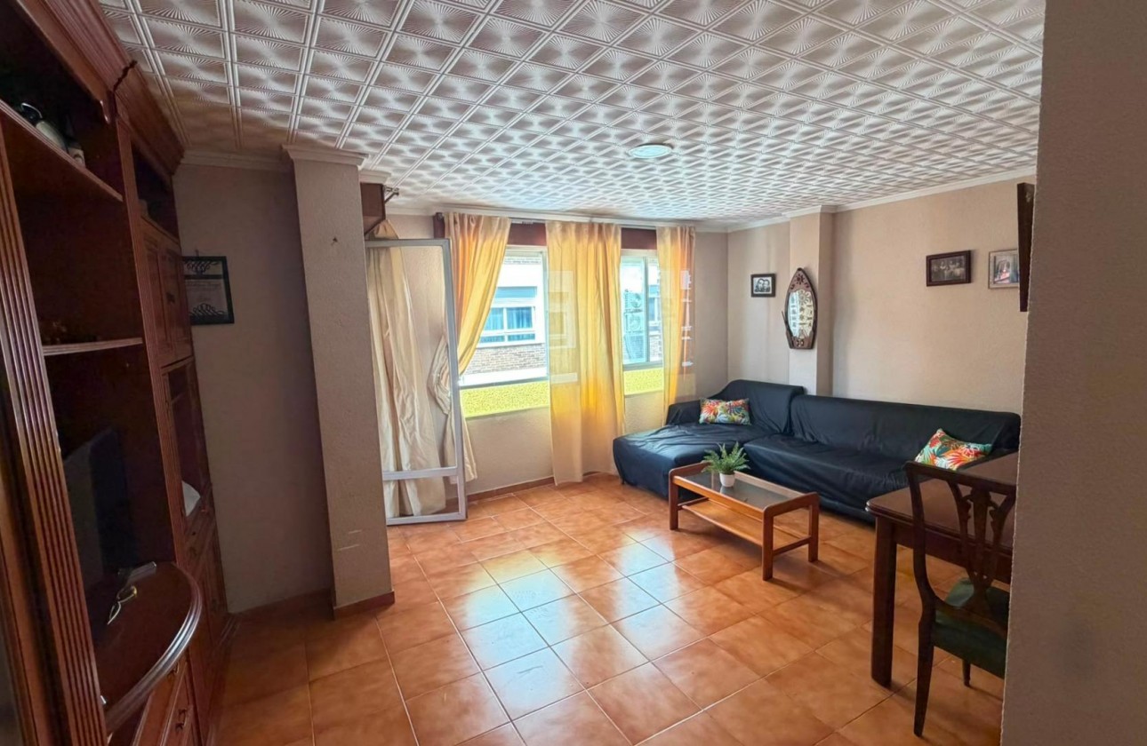 Reventa - Apartamento / piso - Torrevieja - torrevieja