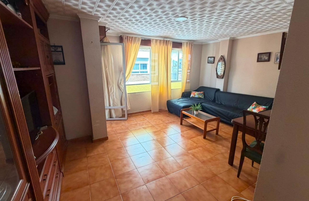 Reventa - Apartamento / piso - Torrevieja - torrevieja
