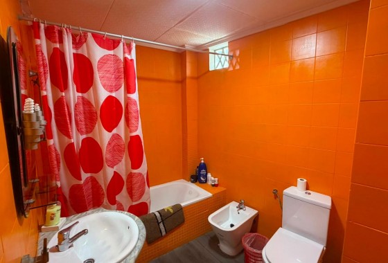 Reventa - Apartamento / piso - Torrevieja - torrevieja