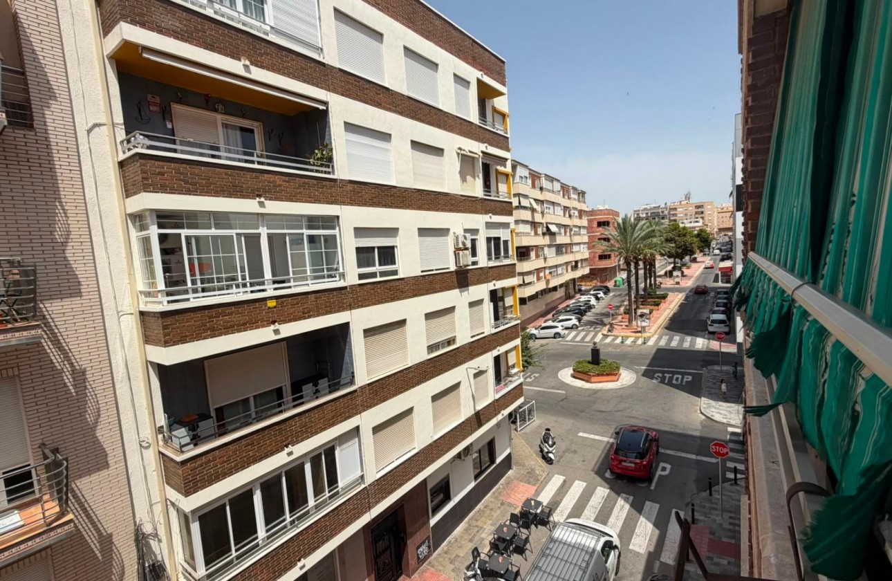 Reventa - Apartamento / piso - Torrevieja - torrevieja