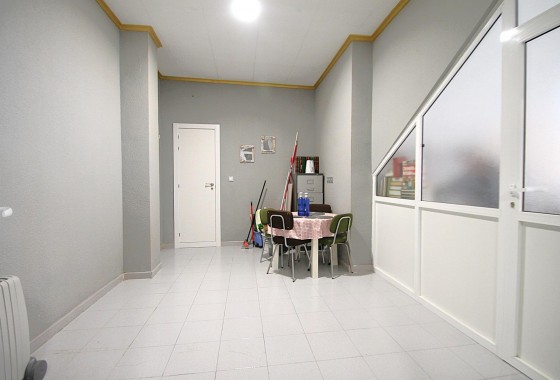 Reventa - Comercial - Torrevieja - Las Piscinas Naturales