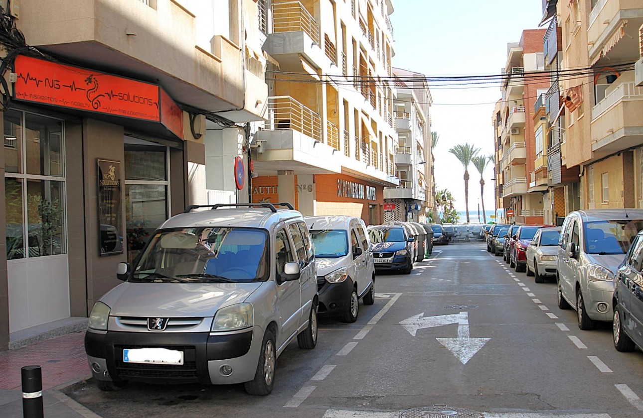 Reventa - Comercial - Torrevieja - Las Piscinas Naturales