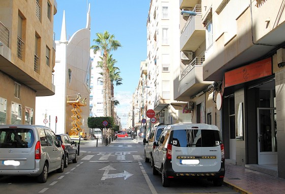 Reventa - Comercial - Torrevieja - Las Piscinas Naturales